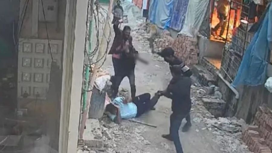 জামিনে বের হয়ে সাক্ষীসহ পাঁচজনকে ‘কোপাল’ মামলার আসামি